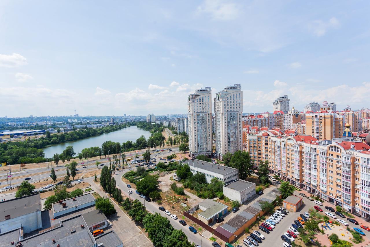 Stylish Views Apartments In The Parasol. Parus .Obolonskaya Embankment Kiev Exteriör bild