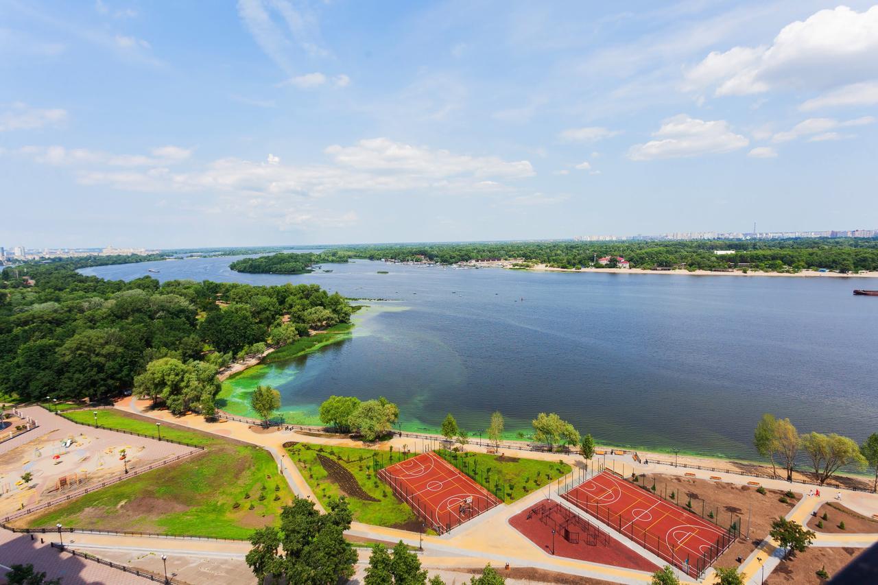 Stylish Views Apartments In The Parasol. Parus .Obolonskaya Embankment Kiev Exteriör bild